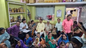 मन की बात कार्यक्रम में दुर्ग विधानसभा को प्रदेश में प्रथम स्थान विधायक गजेन्द्र यादव ने कार्यकर्ताओं ने दी बधाई