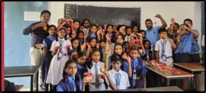 दार्जिलिंग में एयरफोर्स के जवानों की कलाई में सजेगी गोड़ेला स्कूल में बच्चों द्वारा बनाई राखियां