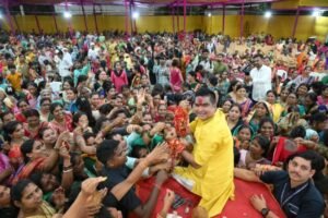 वैशाली नगर की जनता से मेरा पारिवारिक रिश्ता, 10 हजार बहनों से रक्षा सूत्र बंधवा विधायक ने दिए उपहार