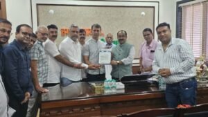 निगम की तानाशाही के खिलाफ चेम्बर के नेतृत्व में उद्योगपति पहुँचे सरकार के पास उपमुख्यमंत्री अरुण साव जी ने सुनी चेम्बर की व्यथा