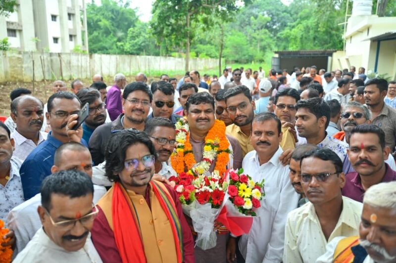 WhatsApp Image 2025-08-25 at 11.57.28