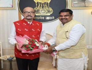 कैबिनेट मंत्री गजेंद्र यादव ने राजभवन में राज्यपाल से की सौजन्य भेंट