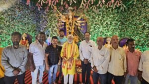 भिलाई में विभिन्न दुर्गा पंडालों एवं गरबा-डांडिया नाइट्स में शामिल हुए पूर्व विधानसभा अध्यक्ष प्रेम प्रकाश पांडेय