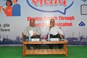 प्रभारी महापात्र ने फ्रंटलाइन अधिकारियों से साझा किए संगठनात्मक विकास के सुझाव….