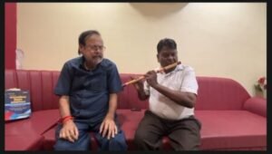 बांसुरी में जब थिरकती हैं डॉक्टर सिरसाट की उंगलियां…तब निकलती है मधुर धुन… आप कह उठेंगे वाह जनाब वाह