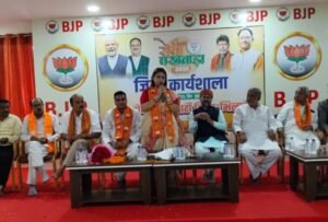 सेवा पखवाड़ा में प्रबुद्ध सम्मेलन, दिव्यांग किट वितरण एवं रक्तदान प्रमुख- हर्षिता पाण्डेय