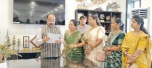 महापौर शशि ने मंत्री अरूण से मांगा पार्षद निधि