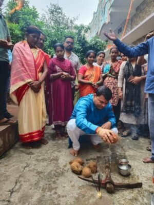 भिलाई नगर निगम वार्ड क्रमांक 44 में 10 लाख की लागत से सड़क निर्माण कार्य का भूमि पूजन