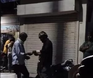 डोंगरगढ़ में शराबबंदी कागजों तक सीमित, गली-गली बिक रही मौत की बोतलें