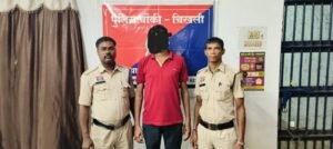 जिला बदर आरोपी के शहर में घूमते पाये जाने पर कार्रवाई, आरोपी को भेज जेल