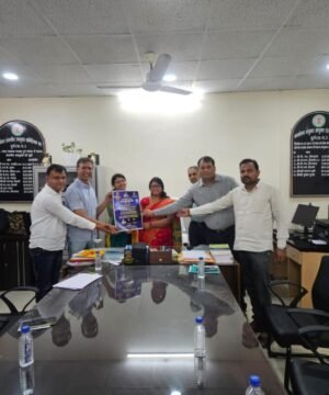 उपभोक्ता का लाभ, व्यापारी का गर्व, अभियान के पदाधिकारी जी.एस.टी. अधिकारी से मिले…