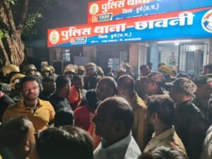 चुनरी यात्रा में छेड़छाड़ के बाद आयोजक युवकों पर भी आरोपियों ने किया चाकू से हमला…..