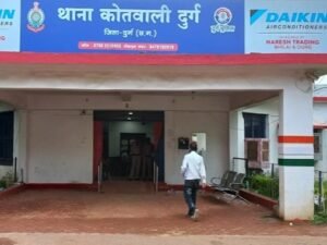 सोना गिरवी रखकर परियोजना अधिकारी बनने के लिए दिए पैसे…महिला एवं बाल विकास अधिकारी पर गम्भीर आरोप…