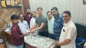 भिलाई चेम्बर ने किया सिक्के चिल्हर वितरण