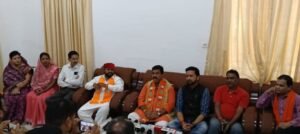 किसानों के हित में प्रतिबद्ध है डबल इंजन की सरकार- आलोक