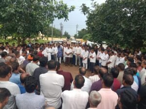 संवेदना से सेवा तक — समाजसेवी इंद्रजीत सिंह ने पत्रकार के बच्चों की फीस जमा कर निभाई जिम्मेदारी