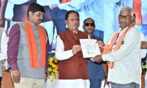 प्रधानमंत्री नरेन्द्र मोदी ने किसानों के लिए 41 हजार करोड़ रूपए से अधिक की दो नई योजनाओं का किया शुभारंभ