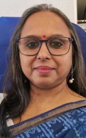 CG कांग्रेस: रायपुर शहर कांग्रेस अध्यक्ष की दावेदार ने फेसबुक पर क्यों की यह तीखी पोस्ट? ‘नारी न्याय’ और ‘आधी आबादी-आधा हक’ की पुकार, राहुल गांधी पर उम्मीदों का बोझ…