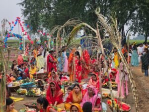 सांझ अर्घ्य के पहले उमड़ा जनसैलाब : आस्था से नहाया बिहार, घाटों पर दीपों का समंदर