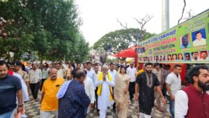 प्रेमप्रकाश पाण्डेय पहुंचे सेक्टर-2 स्थित छठ तालाब…