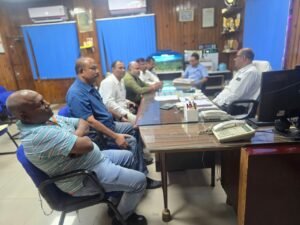 दुर्घटना रोकने बीएसपी कर्मचारियों को आधा घंटा पहले जनरल शिफ्ट में छोडा जाए. बीईएमएस