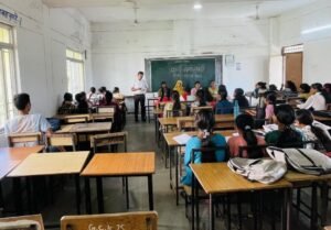 शासकीय महाविद्यालय खैरागढ़ में अमर्त्य सेन जयंती का आयोजन