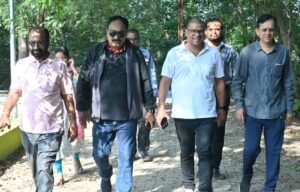 आयुक्त ने नंदिनी रोड चौड़ीकरण, सर्विस रोड और कैनाल रोड का किया निरीक्षण, अतिक्रमण पर तत्काल कार्रवाई के निर्देश