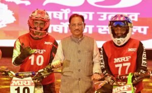 राष्ट्रीय सुपरक्रॉस बाइक रेसिंग चैंपियनशिप-2025 का रोमांच रायपुर में:मुख्यमंत्री विष्णु देव साय ने बढ़ाया युवाओं का हौसला