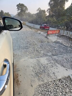 प्रदेश में सड़कों की हालत खराब केसकाल के पास की सड़क मौत को दे रही आमंत्रण