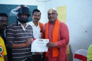 दुर्ग ग्रामीण विधायक ललित चंद्राकर ने रक्तदाओं का किया सम्मान