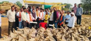 अमलीडीहकला सेवा सहकारी समिति में धान खरीदी का शुभारंभ, किसानों में दिखा उत्साह