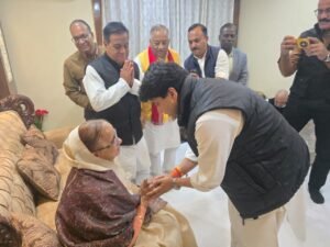 ज्योतिरादित्य सिंधिया ने डॉक्टर हिमांशु के पिता के निधन पर जताया शोक..