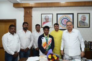 कोलंबो (श्रीलंका) में आयोजित वर्ल्ड पावरलिफ्टिंग चैंपियनशिप में छत्तीसगढ़ का परचम लहराया