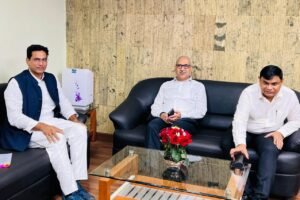 भिलाई स्टील प्लांट के DIC से मिले देवेंद्र यादव