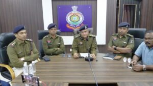 महिला के अधजले शव की गुत्थी सुलझी — 24 घंटे में ब्लाइंड मर्डर का सनसनीखेज खुलासा