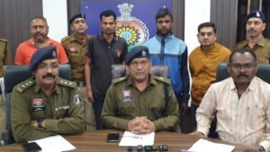 भिलाई के मंदिरों में चोरी करने वाले सीरियल चोर गिरोह को पकड़ने में पुलिस को मिली सफलता