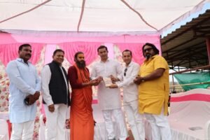 राजमाता घोषित कराने के मकसद से दौरे पर निकले है गौ सेवक भारत गोपाल , इंद्रजीत ने की मुलाकात