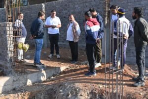  आयुक्त ने ज़ोन-3 मदर टेरेसा नगर के विकास कार्यों का लिया जायज़ा, सड़क ब्रेकर हटाने और शीघ्र निर्माण के निर्देश