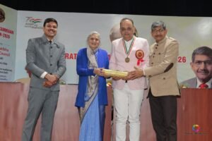 दुर्ग के मनीष पारख का दिल्ली में हुआ सम्मान, नववर्ष में नई ऊंचाइयों की ओर अग्रसर मेघगंगा ग्रुप..