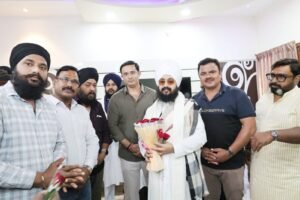 संत श्री बाबा रंजीत खालसा से इंद्रजीत ने की मुलाकात