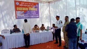 सड़क सुरक्षा माह मे स्वास्थ्य जाँच शिविर का आयोजन,पुलिस विभाग एवं स्वास्थ्य विभाग के समन्वय से स्वास्थ्य परीक्षण