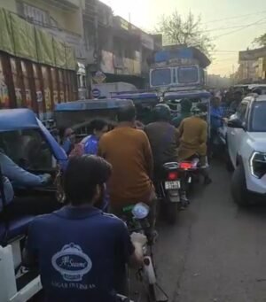 सुपेला संडे बाजार खाली, सड़कें खुलीं…अब लिंक रोड बना ‘अतिक्रमण का गढ़’