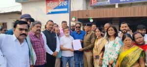 भूपेश बघेल पर अभद्र टिप्पणी के खिलाफ कांग्रेस का उग्र प्रदर्शन, सुपेला थाना घेरा,गिरफ्तारी की मांग पर अड़े कार्यकर्ता, शिकायत दर्ज