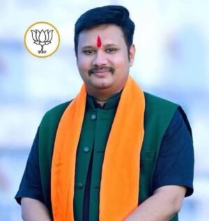 बड़े नेता-मंत्री से पहचान बता सब इंस्पेक्टर, जीडी कांस्टेबल, नर्स, प्यून की नौकरी लगाने का झांसा :भिलाई के तथाकथित नेता पर चार सौ बीसी दर्ज