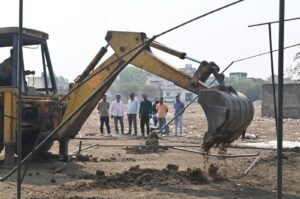 नगर निगम भिलाई ने अवैध अतिक्रमण हटाने की कार्यवाही की..