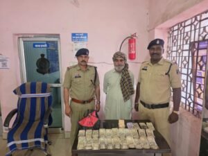 कुम्हारी में अफीम कारोबार का भंडाफोड़, 403 ग्राम अफीम व लाखों की नगदी सहित आरोपी गिरफ्तार…