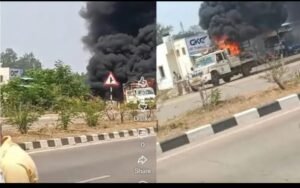 Raipur Fire Incident : रायपुर-धमतरी हाईवे पर जीप में ब्लास्ट…! रोड मार्किंग के दौरान लगी भीषण आग…