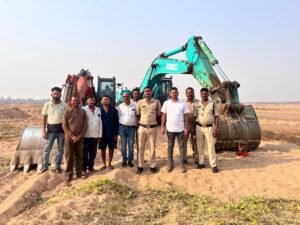 अवैध रेत खनन पर सख्त वार: आरंग में 4 पोकलेन मशीनें जब्त, रात के खेल पर प्रशासन का ‘ब्रेक’