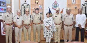 दुर्ग पुलिस के 04 सहायक उप निरीक्षक उप निरीक्षक पद पर पदोन्नत, एसएसपी विजय अग्रवाल ने दी बधाई