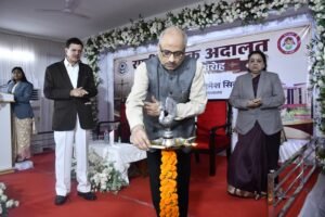 दुर्ग में नेशनल लोक अदालत: एक दिन में 7.92 लाख मामले निपटे, 52.14 करोड़ का अवार्ड